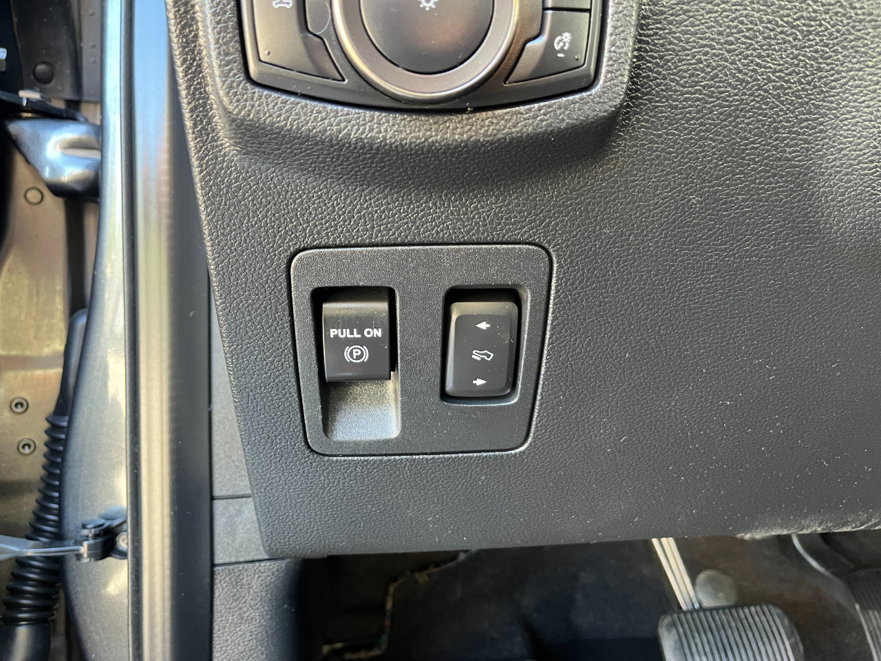 Used 2020 Ford F150 Raptor w/ Equipment Group 802A Luxury image 14