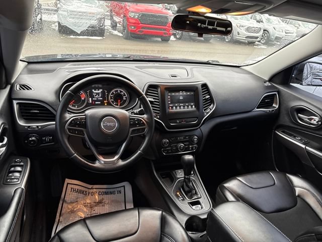 Used 2019 Jeep Cherokee Latitude Plus image 11