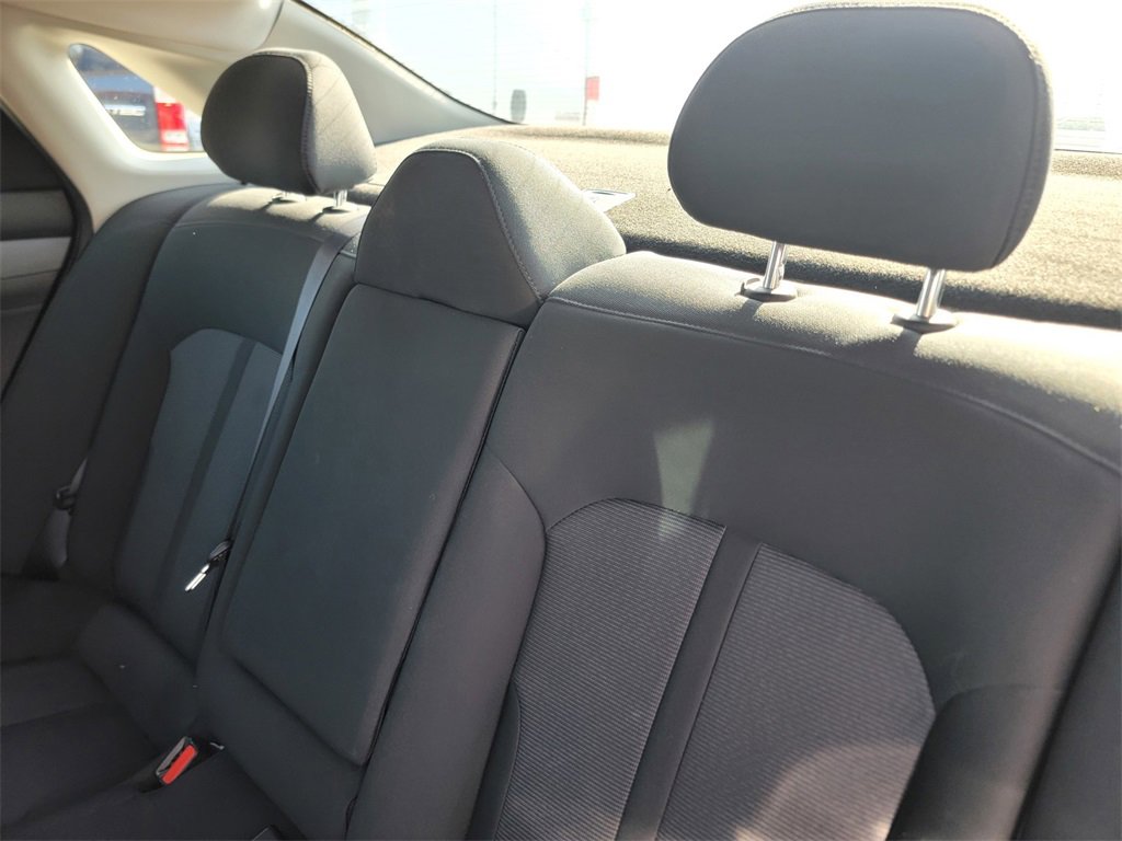 Used 2022 Kia K5 LXS image 16