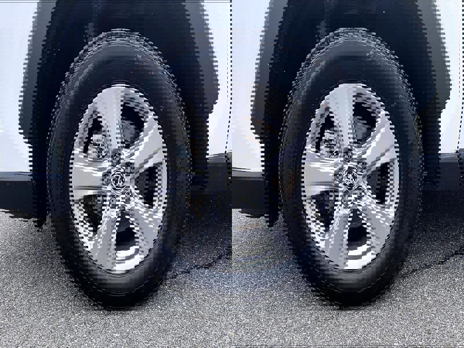 Used 2025 Toyota RAV4 XLE image 7