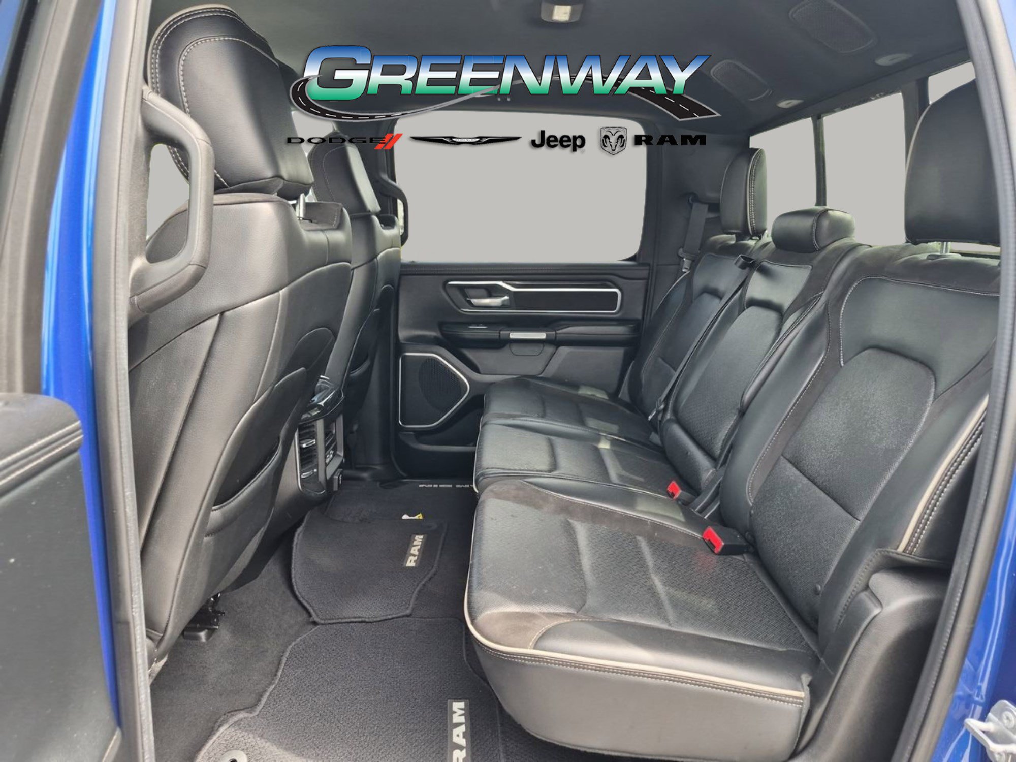 Used 2019 RAM 1500 Laramie w/ Sport Appearance Package AWD/4WD image 13