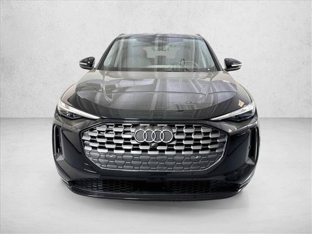 Used 2025 Audi Q5 Premium w/ Convenience Package AWD/4WD image 2