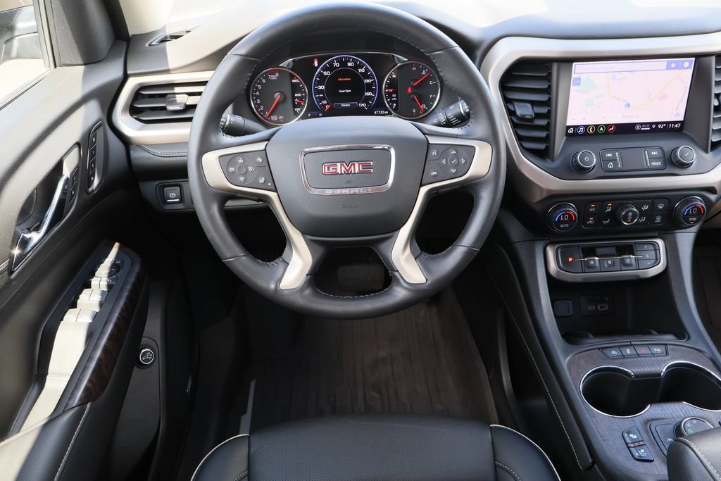 Certified 2022 GMC Acadia Denali w/ Denali Ultimate Package FWD image 23