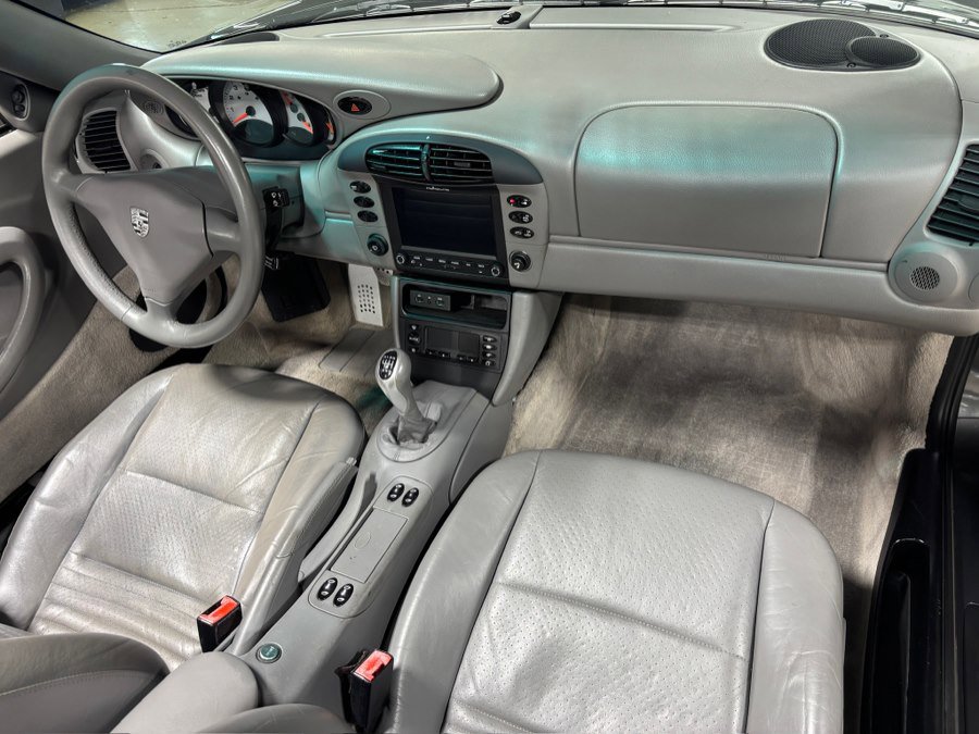 Used 2000 Porsche 911 Cabriolet image 10