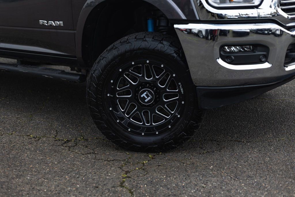 Used 2022 RAM 2500 Laramie AWD/4WD image 4