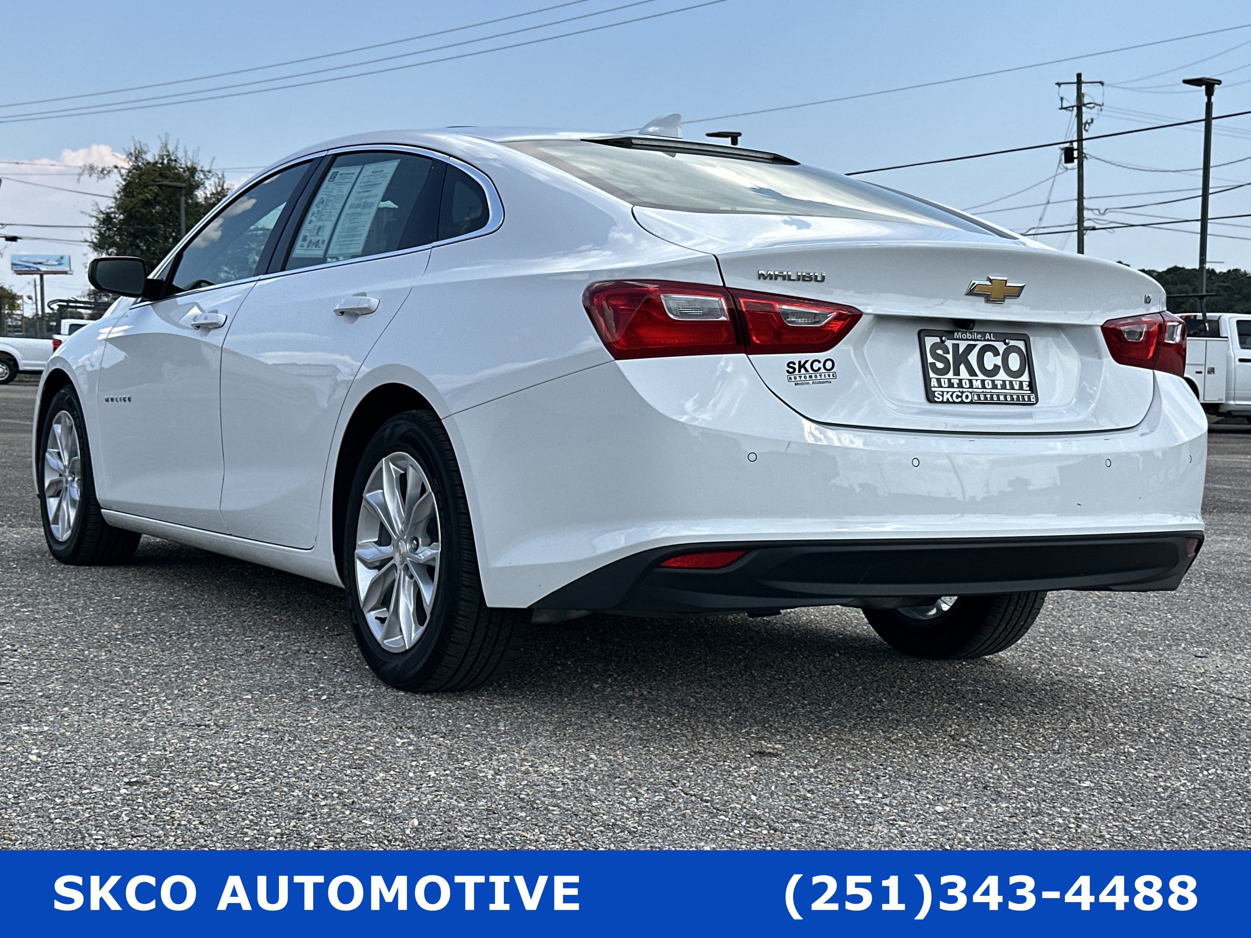 Used 2024 Chevrolet Malibu LT image 3
