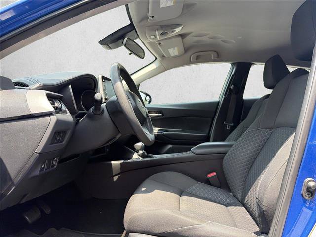 Used 2020 Toyota C-HR LE FWD image 11