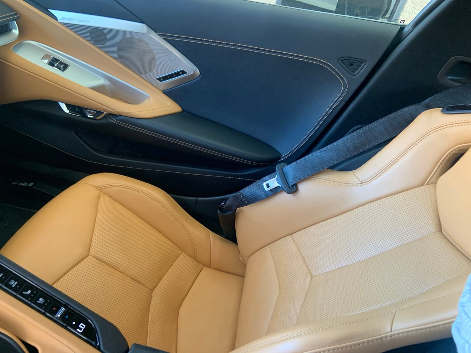 Used 2021 Chevrolet Corvette Stingray Preferred Cpe w/ Z51 Performance Package RWD image 23