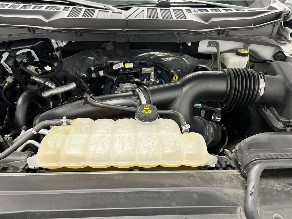 Certified 2022 Ford F150 Lariat w/ Equipment Group 501A Mid image 42