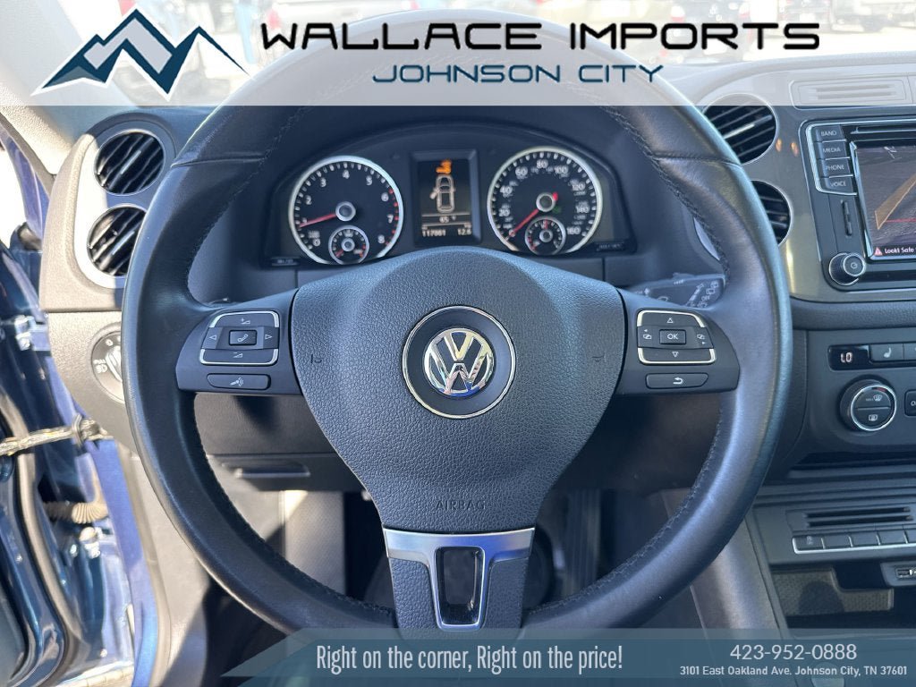 Used 2017 Volkswagen Tiguan SEL AWD/4WD image 21