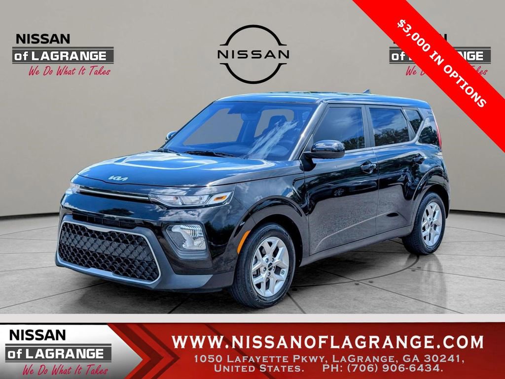 Used 2022 Kia Soul LX w/ Technology Package FWD image 1