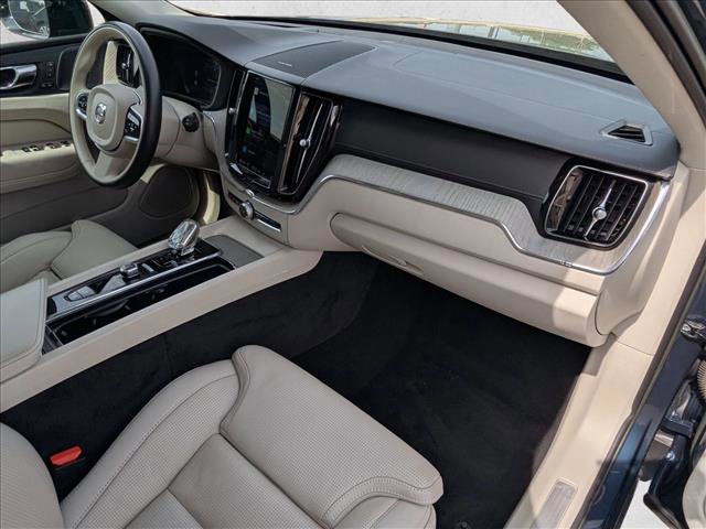 Used 2023 Volvo XC60 B5 Ultimate image 21