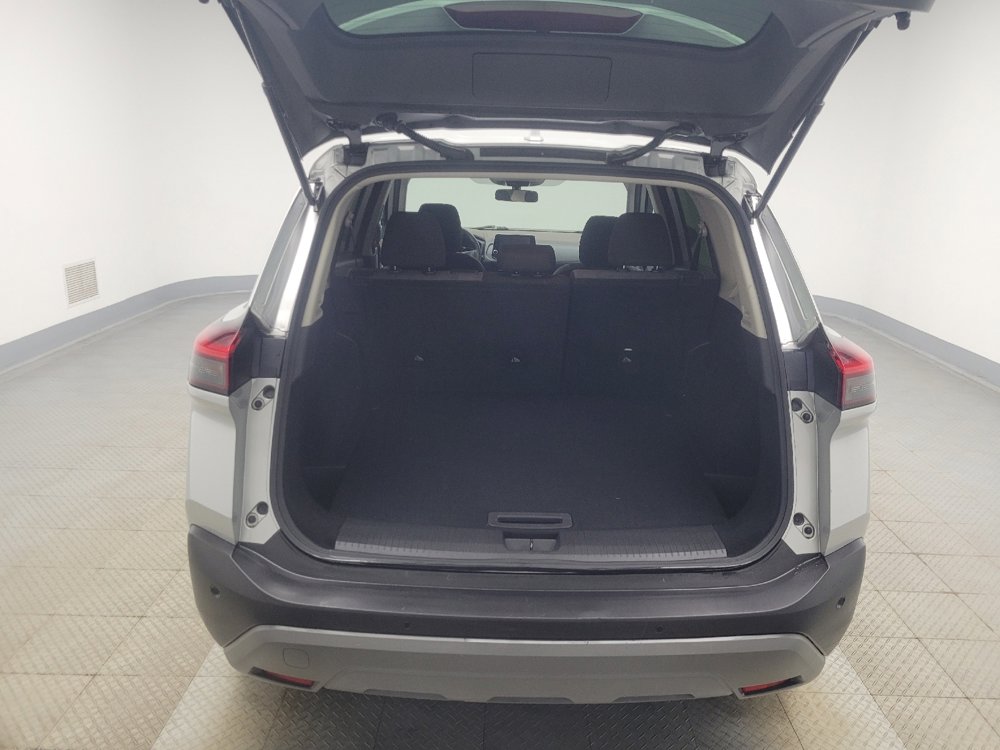 Used 2023 Nissan Rogue SV image 29