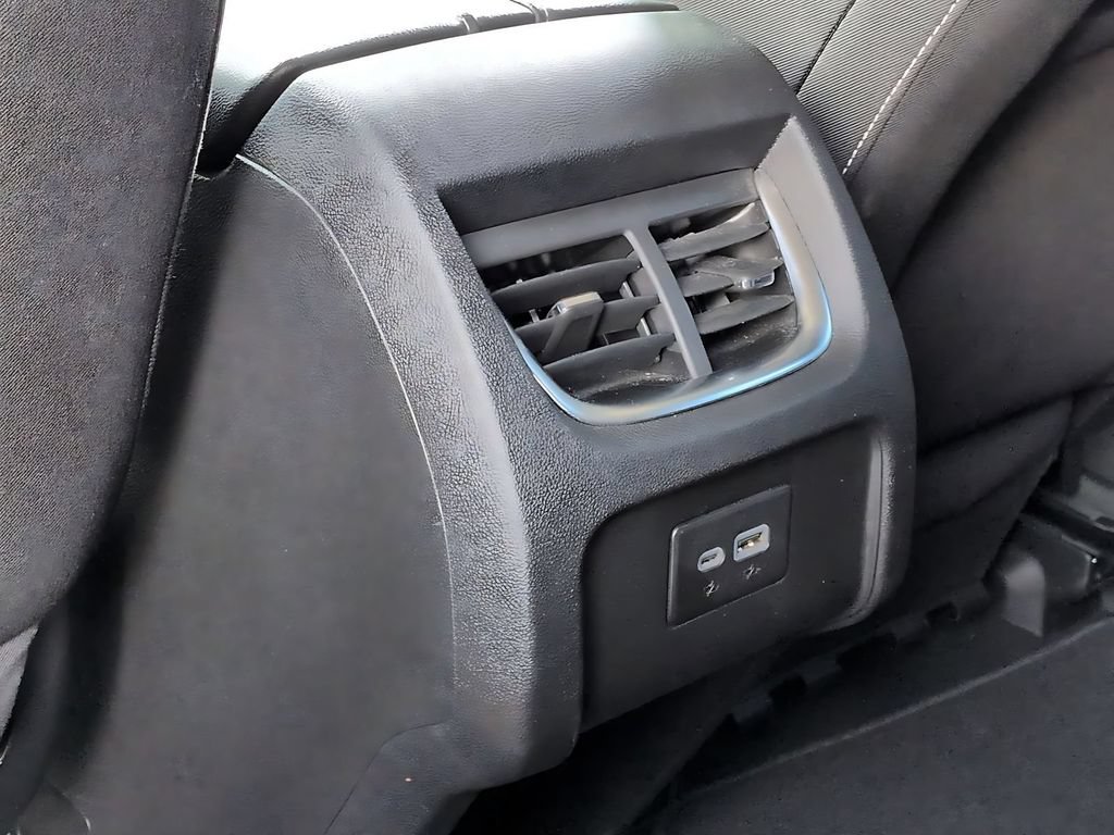 Used 2025 Chevrolet Blazer LT FWD image 22