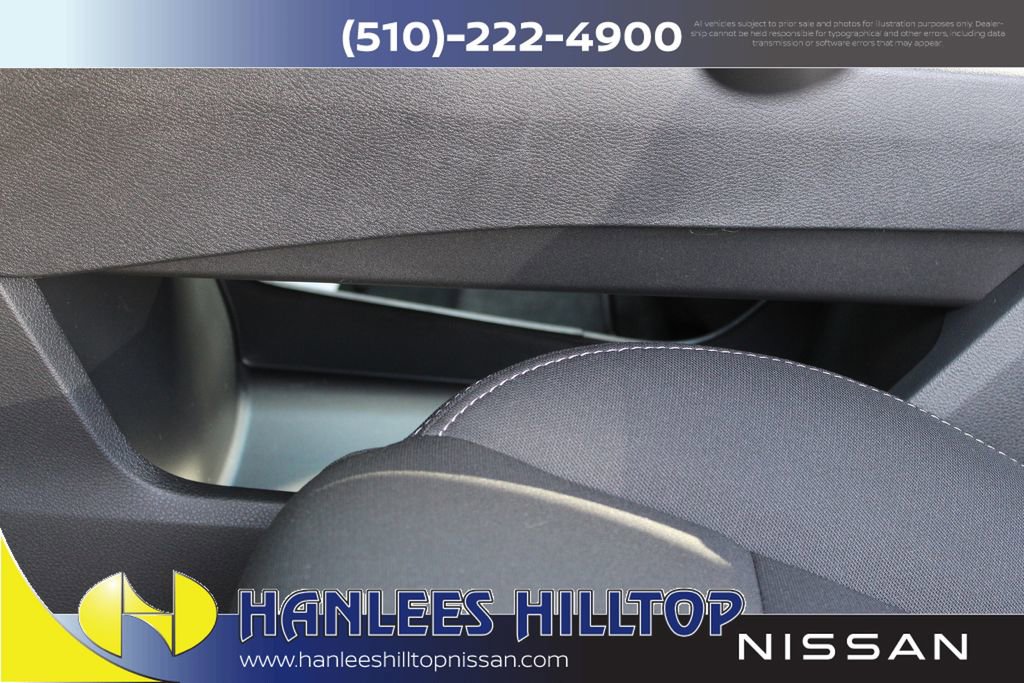 New 2026 Nissan Rogue S image 13