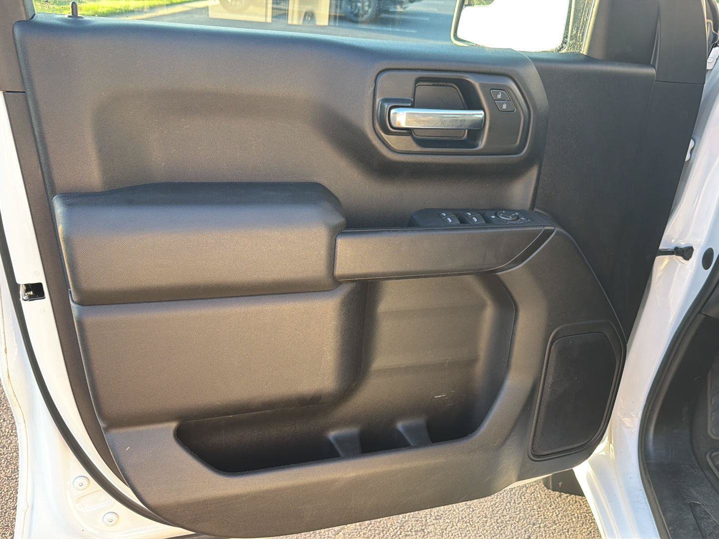 Used 2022 Chevrolet Silverado 1500 Custom RWD image 16