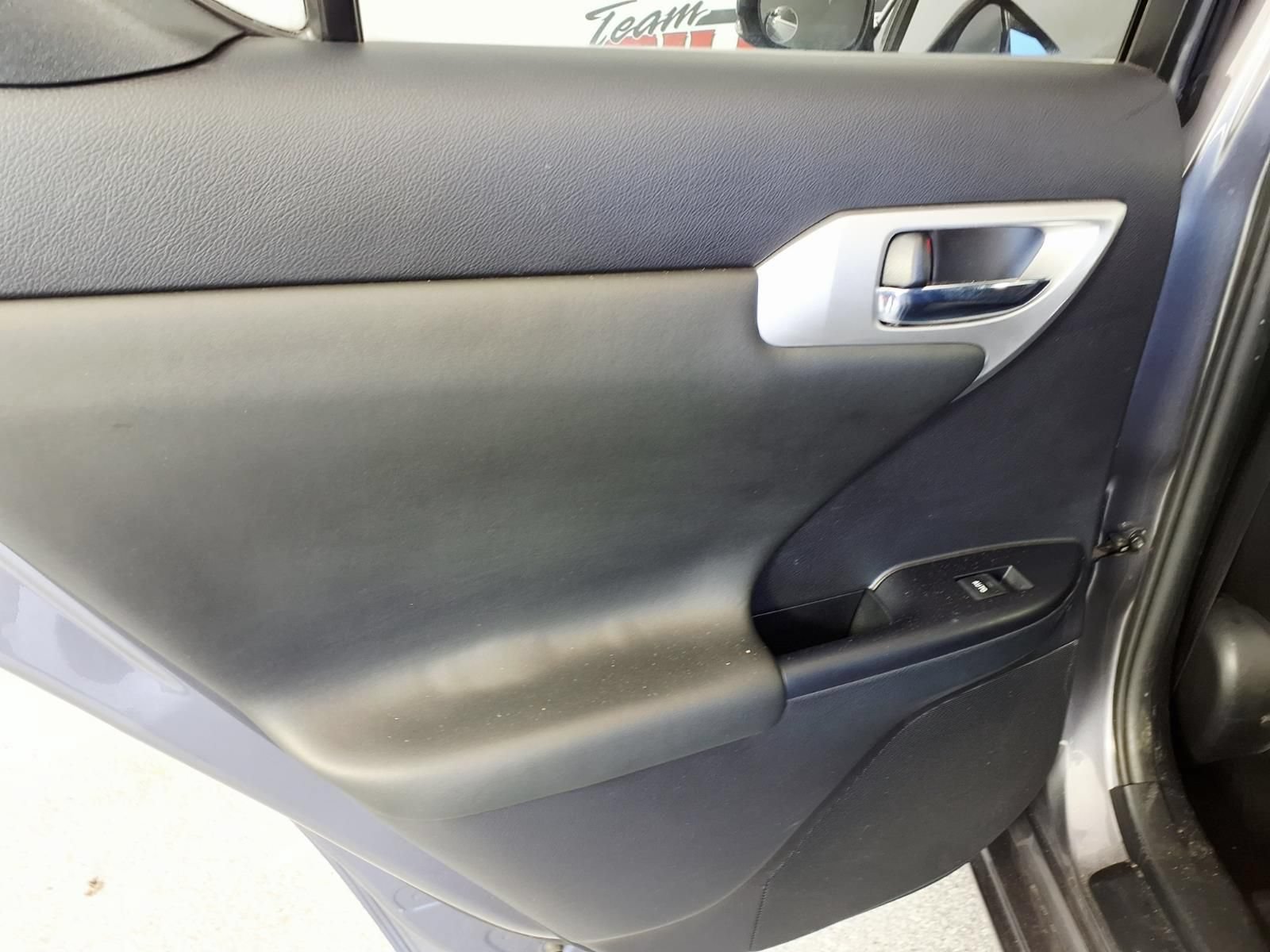 Used 2012 Lexus CT 200h Premium FWD image 25