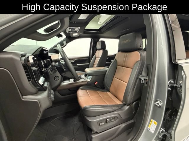 Certified 2024 Chevrolet Silverado 1500 High Country w/ High Country Premium Package AWD/4WD image 8