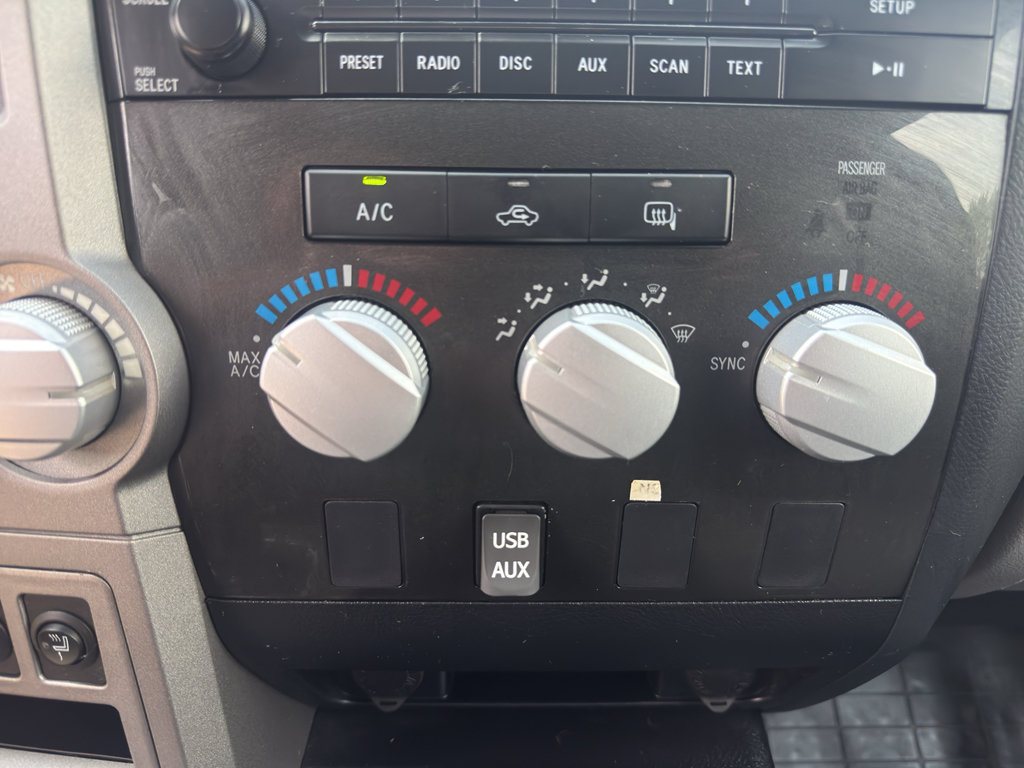 Used 2013 Toyota Tundra 4x4 Double Cab w/ SR5 Pkg image 15