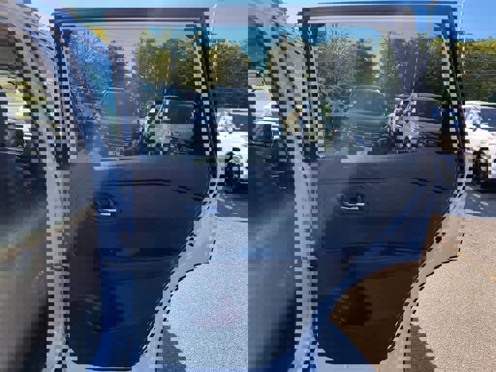 New 2026 Nissan Rogue SV image 26