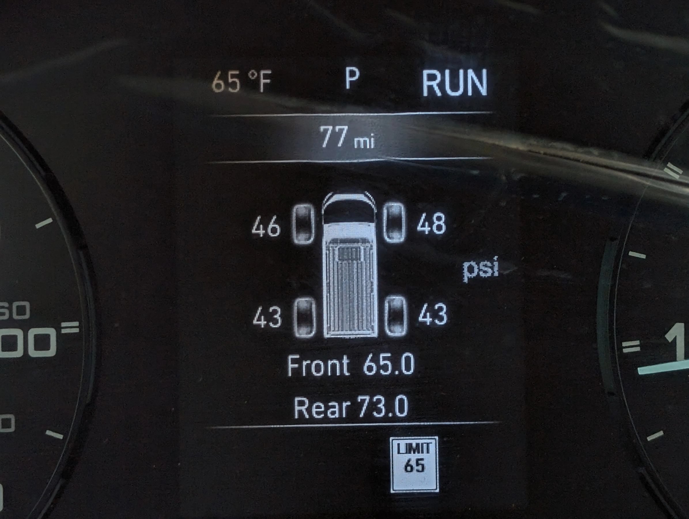Used 2023 RAM ProMaster 3500 w/ Premium Appearance Group FWD image 4