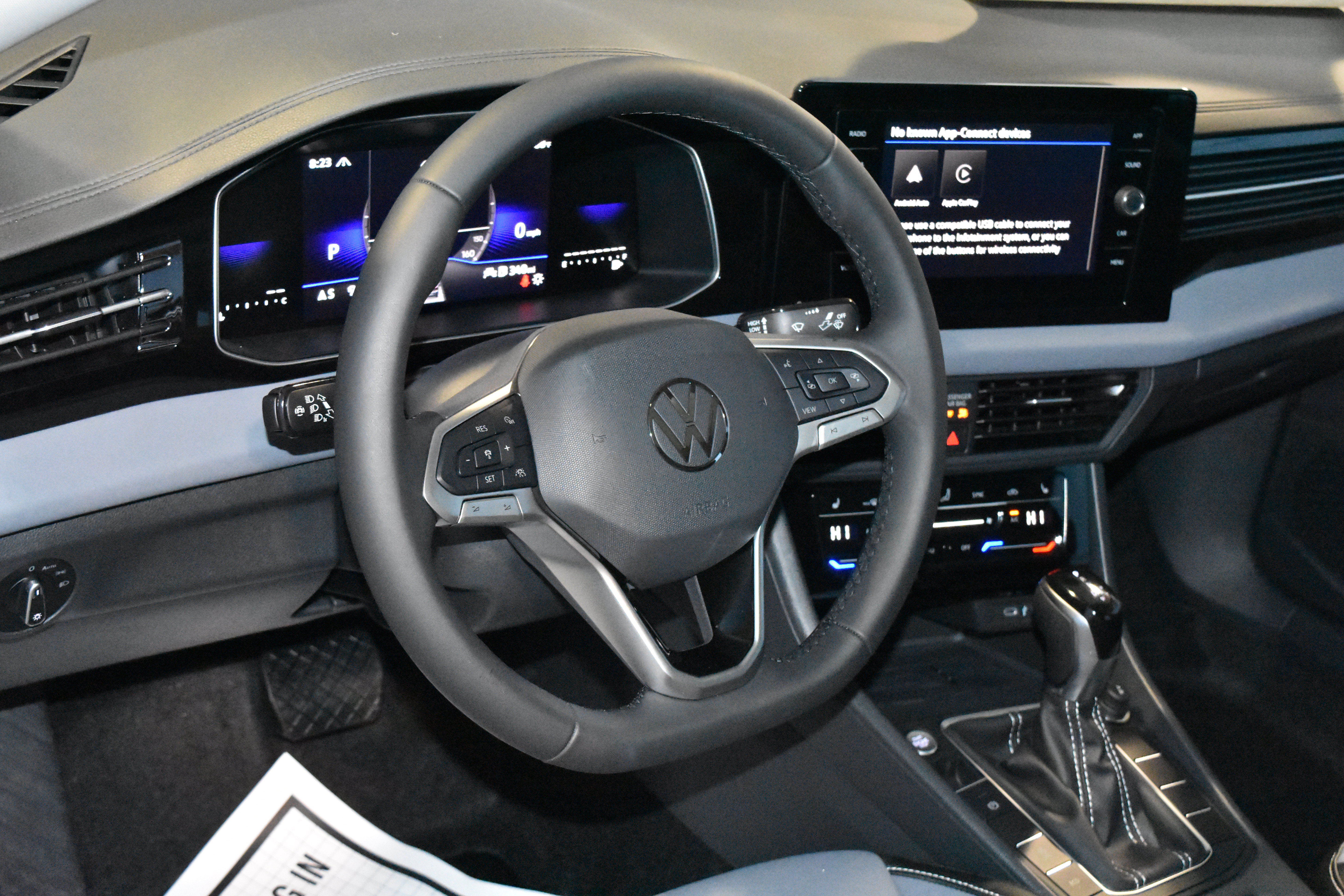 New 2026 Volkswagen Jetta SE FWD image 2