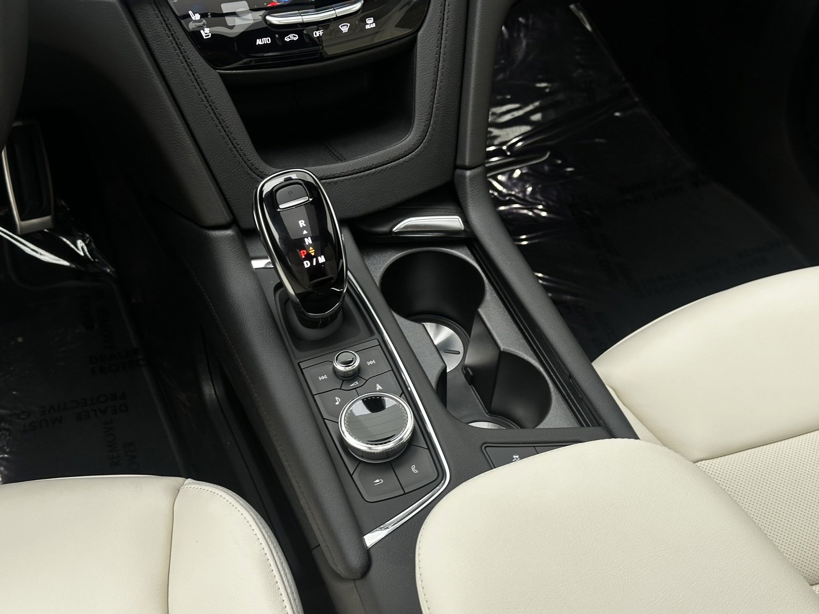 New 2025 Cadillac XT6 Sport w/ Technology Package image 25