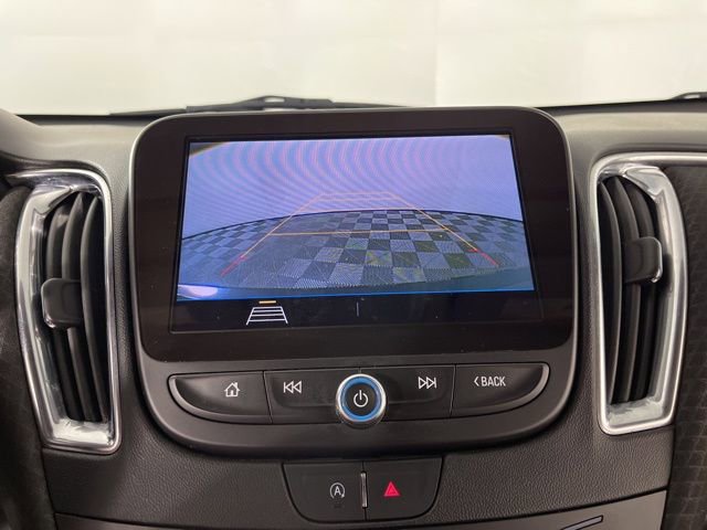 Used 2020 Chevrolet Malibu LT image 25