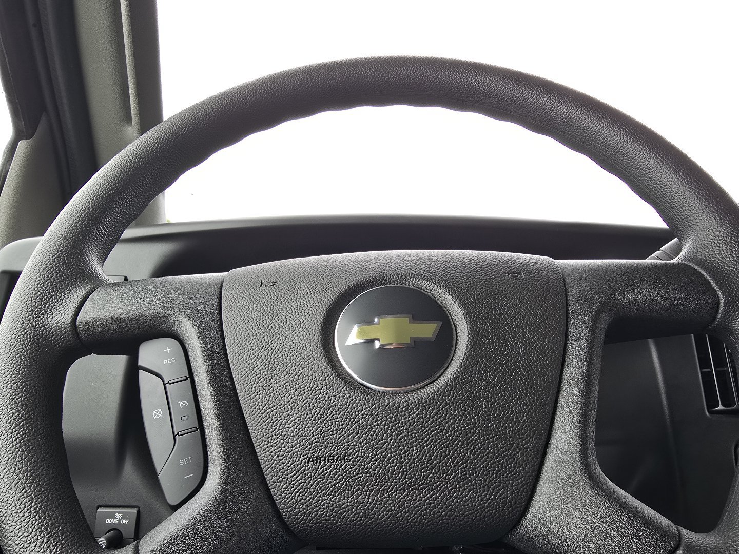 New 2025 Chevrolet Express 2500 w/ Driver Convenience Package RWD image 15