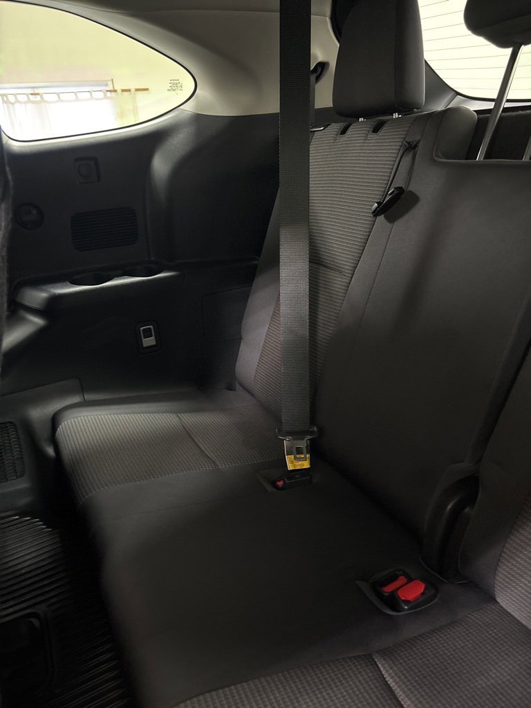 Used 2023 Toyota Highlander L image 24