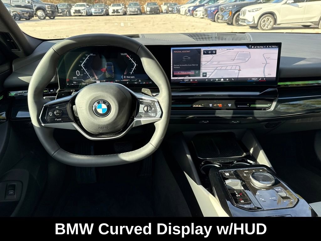 Used 2025 BMW 530i xDrive w/ Premium Package image 23