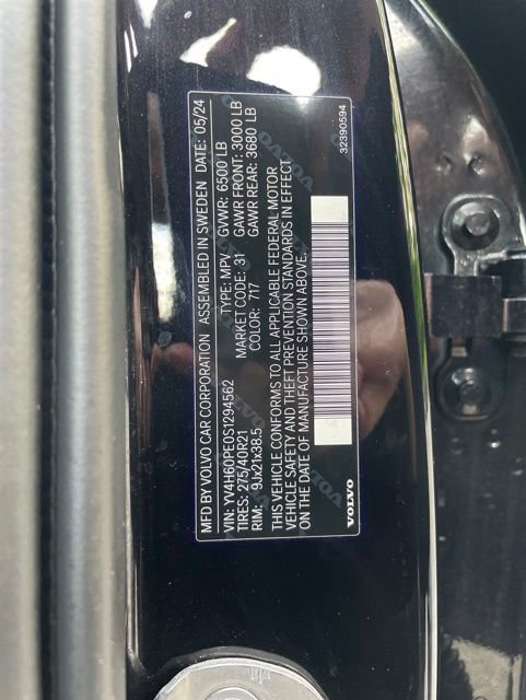 Certified 2025 Volvo XC90 T8 Plus AWD/4WD image 26