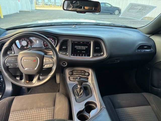 Used 2023 Dodge Challenger SXT w/ Blacktop Package image 28