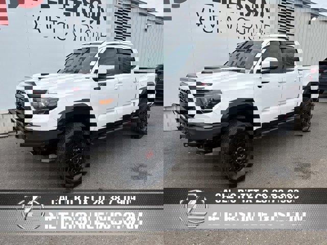 Used 2017 Toyota Tacoma TRD Pro image 7