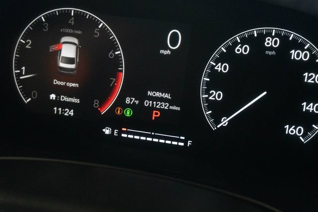 Used 2025 Honda Civic Sport image 30