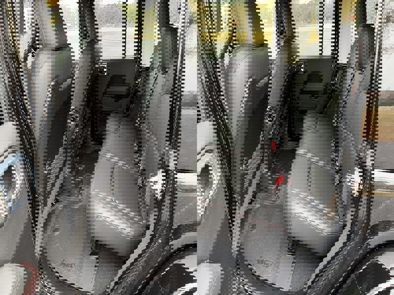 New 2026 Jeep Wrangler Unlimited Rubicon image 12