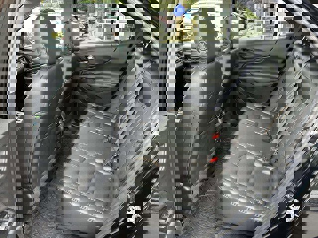 Used 2023 Chevrolet Equinox Premier image 13