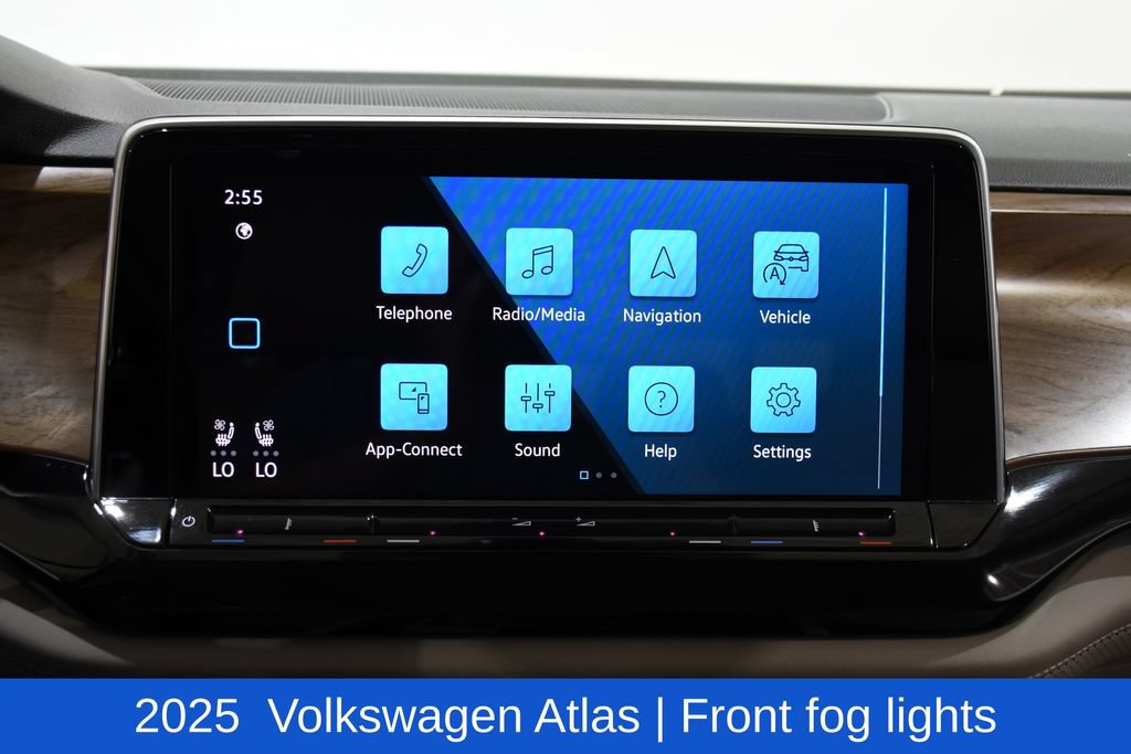 Used 2025 Volkswagen Atlas SE FWD image 18