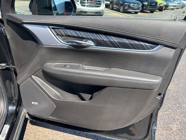 Certified 2023 Cadillac XT6 Premium Luxury image 27