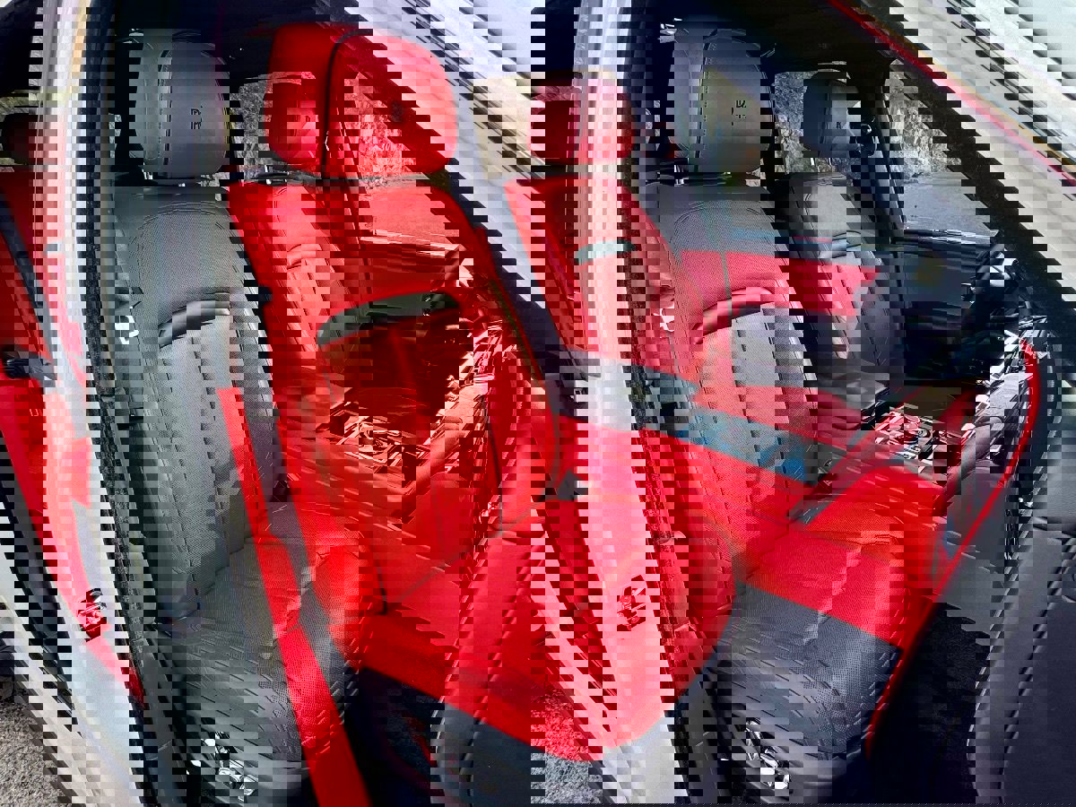 Used 2020 Rolls-Royce Cullinan image 16