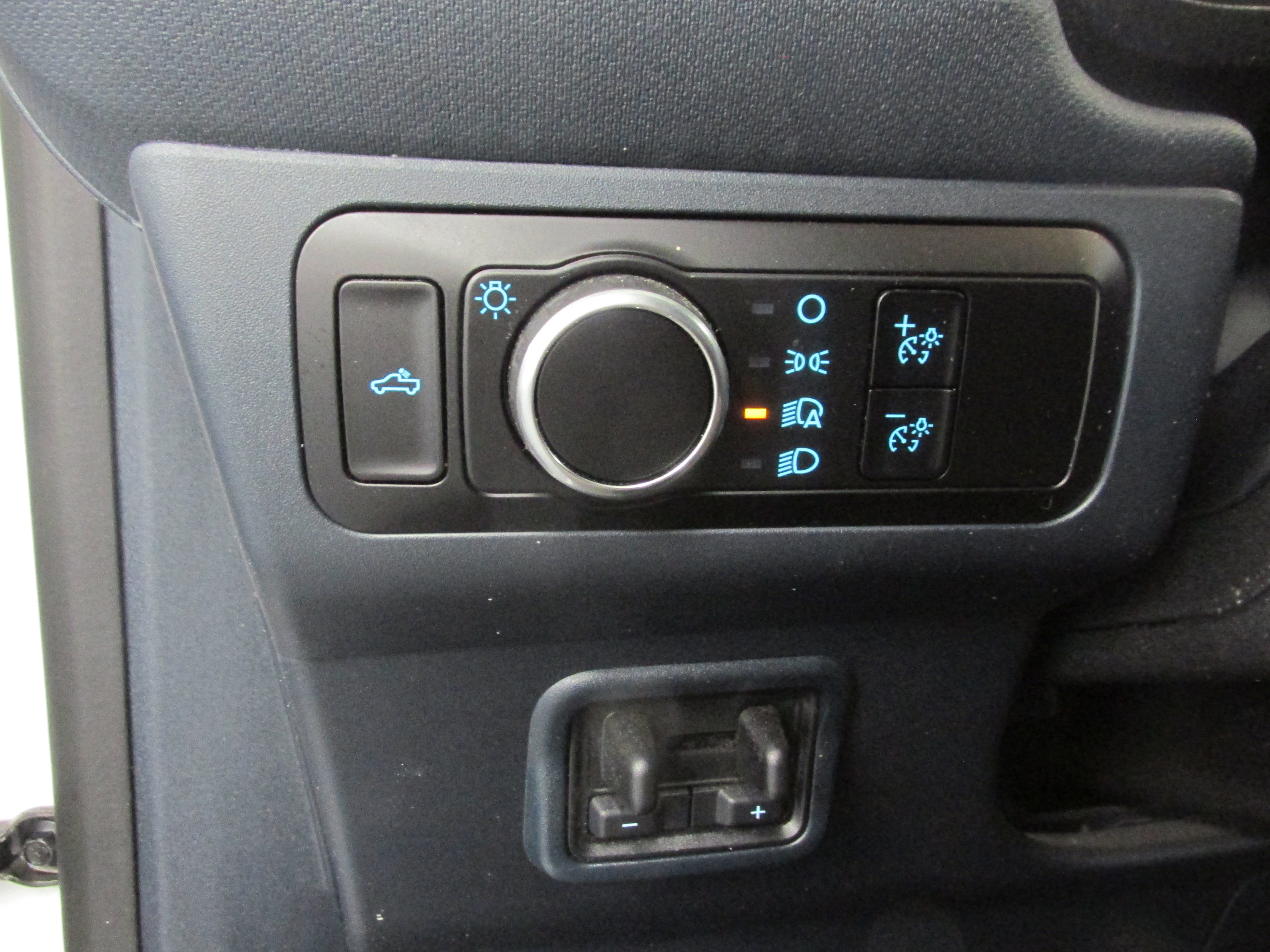 Used 2023 Ford Maverick XLT w/ Equipment Group 300A Standard AWD/4WD image 30