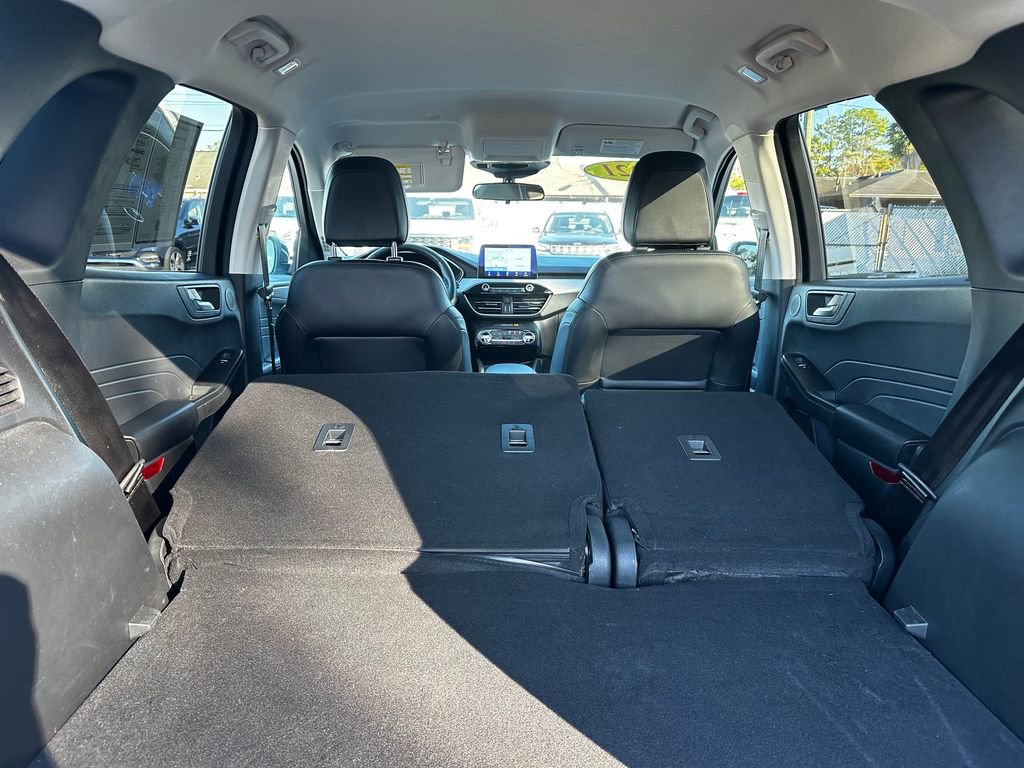 Used 2021 Ford Escape SEL w/ Technology Package image 41