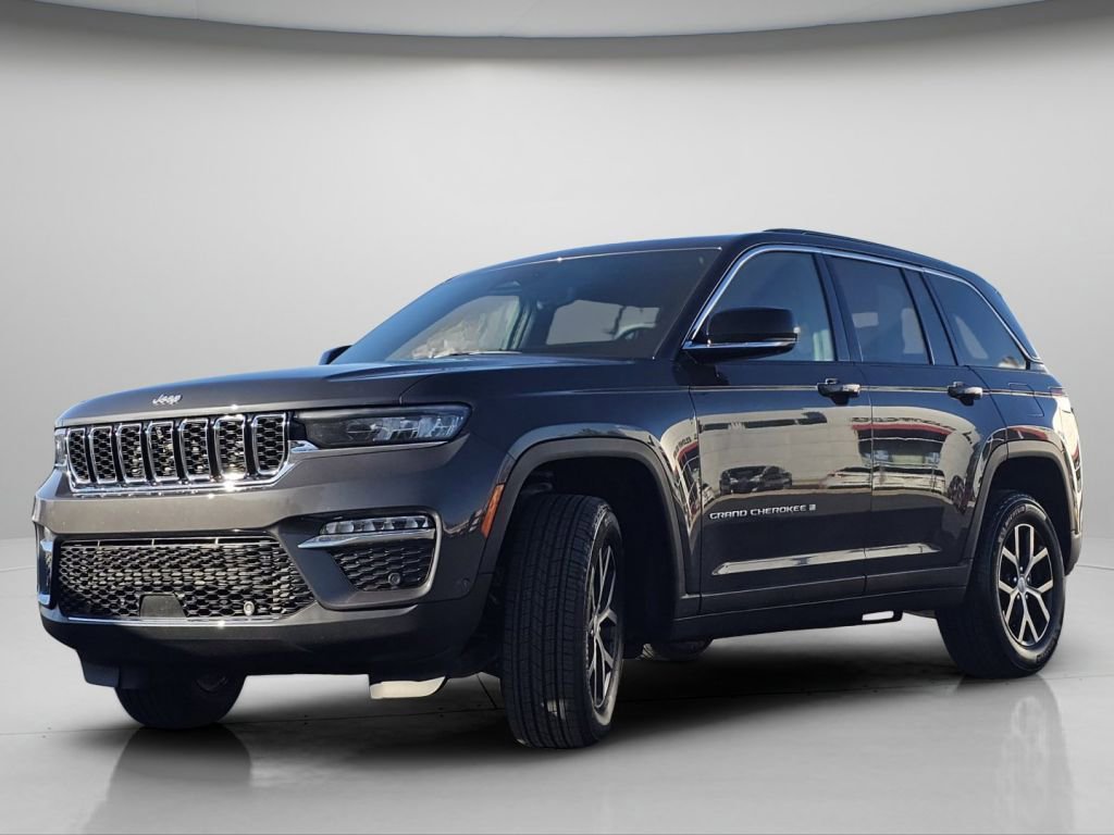 Used 2025 Jeep Grand Cherokee Limited w/ Luxury Tech Group II image 22