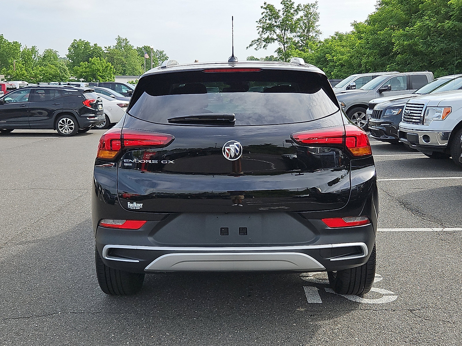 Used 2023 Buick Encore GX Select w/ Safety Package II AWD/4WD image 5