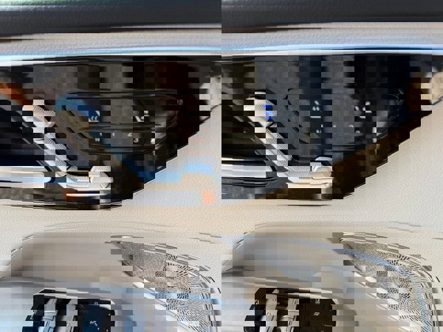 New 2025 Mercedes-Benz C 300 Sedan image 11