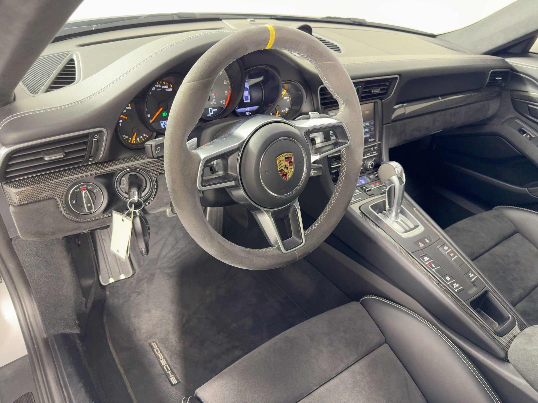 Certified 2016 Porsche 911 GT3 RS image 4