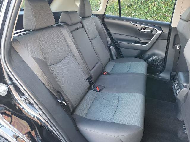 Used 2025 Toyota RAV4 XLE w/ Convenience Package image 14