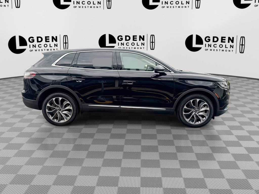Certified 2023 Lincoln Nautilus Reserve AWD/4WD image 9