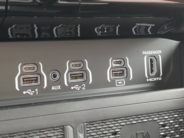 New 2026 RAM 3500 Limited AWD/4WD image 27