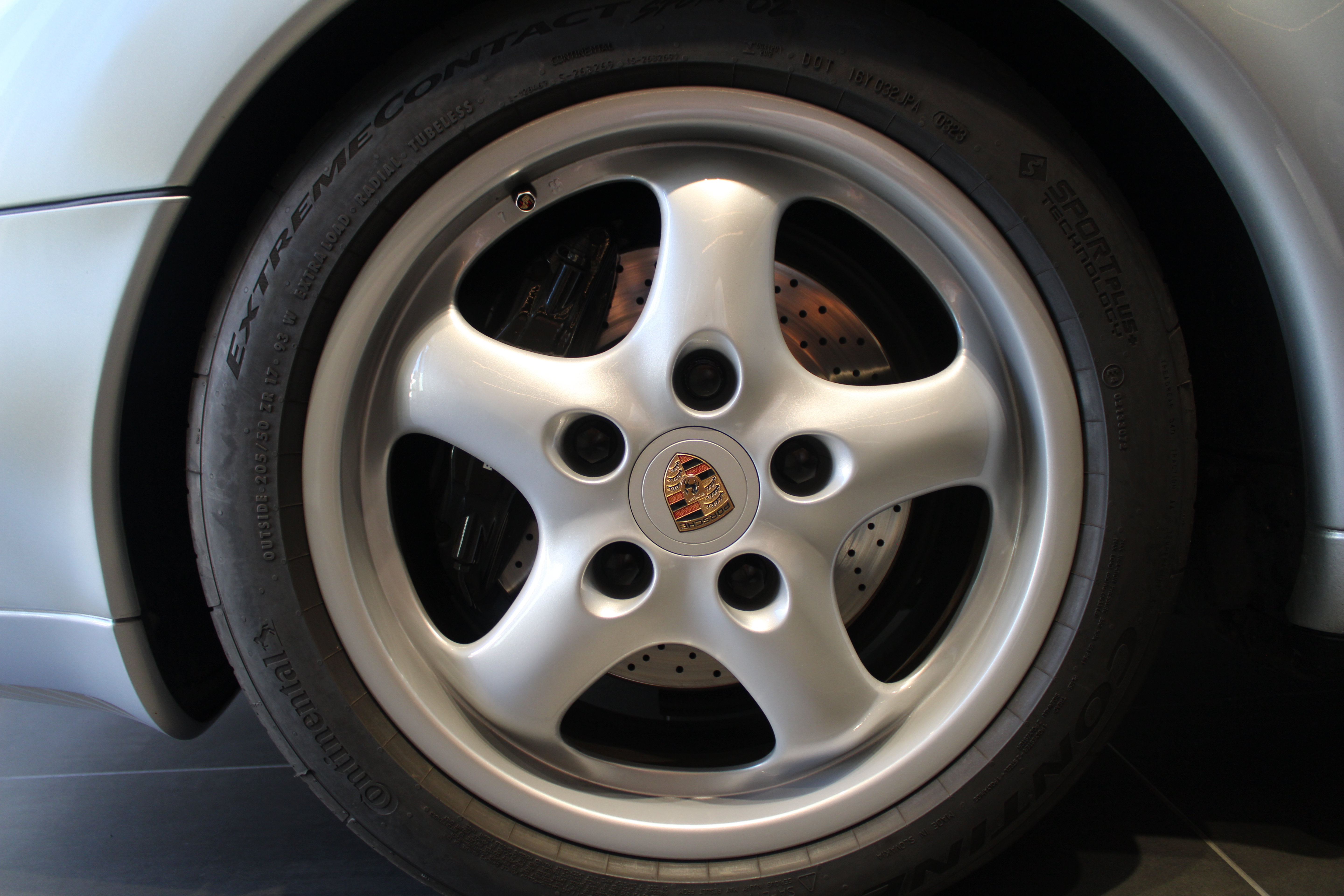 Used 1996 Porsche 911 Cabriolet image 51